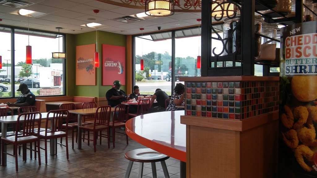 Popeyes Louisiana Kitchen | 1701 Ritchie Station Ct, Capitol Heights, MD 20743, USA | Phone: (240) 830-2339