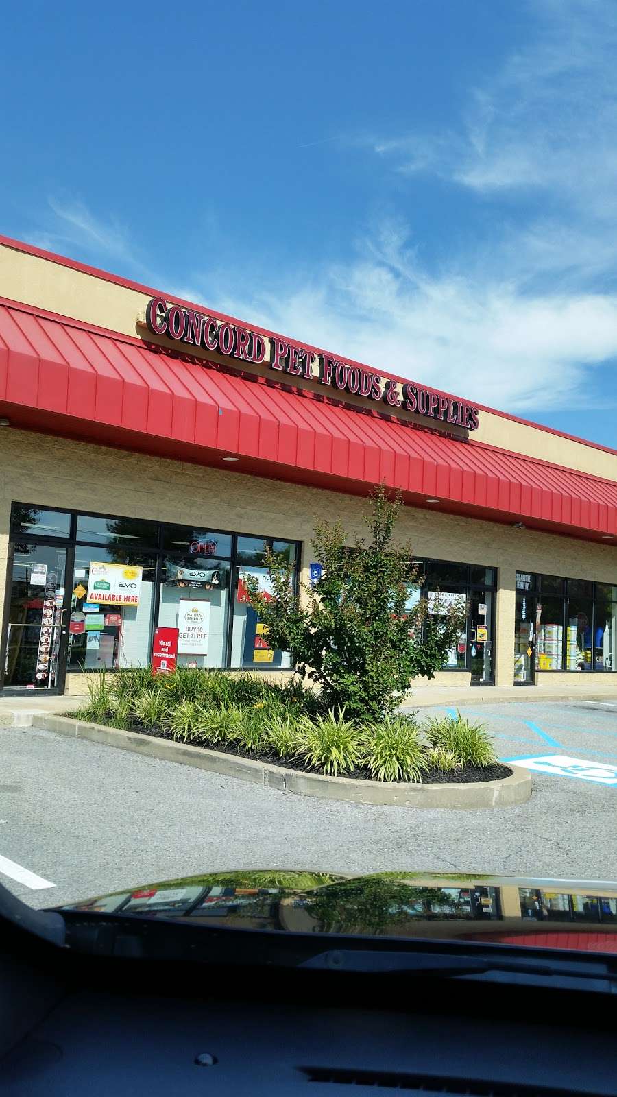 Concord Pet Foods & Supplies | 303 Augustine Herman Hwy, Elkton, MD 21921, USA | Phone: (410) 398-5554