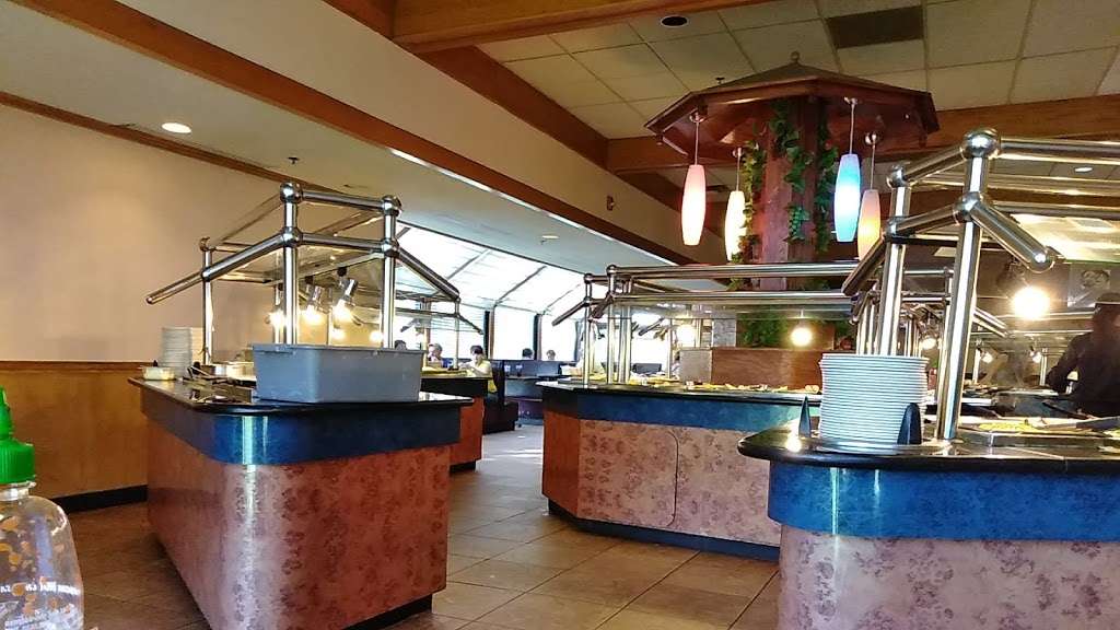 Lucky Buffet | 2931 S Noland Rd, Independence, MO 64055 | Phone: (816) 252-8777