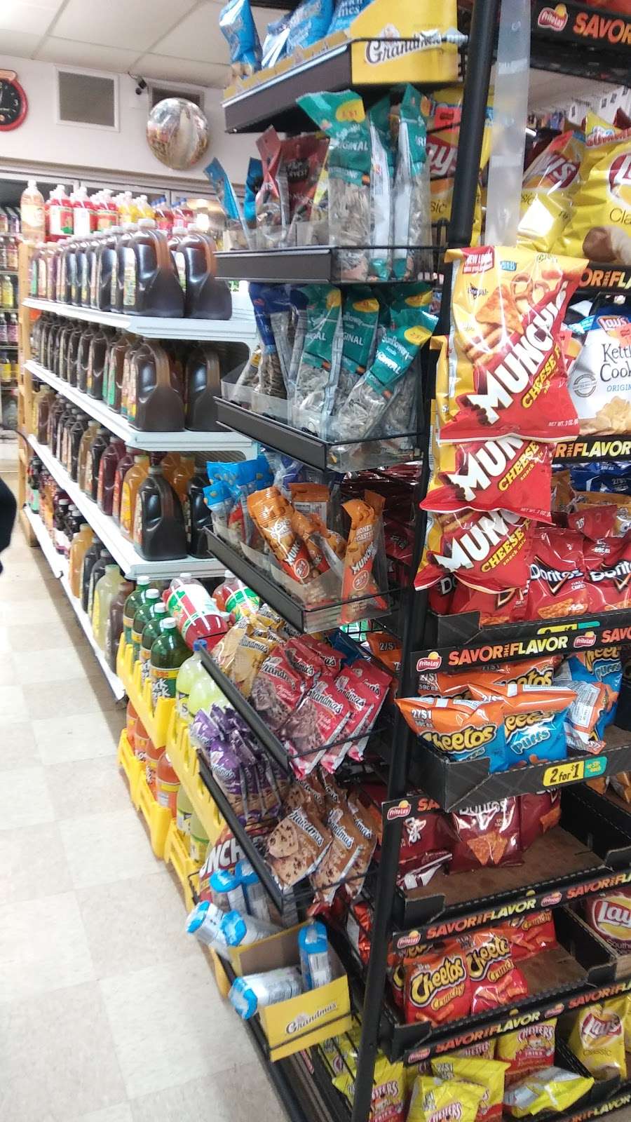 Willingboro Food Mart | 419 Van Sciver Pkwy, Willingboro, NJ 08046, USA | Phone: (609) 877-6901