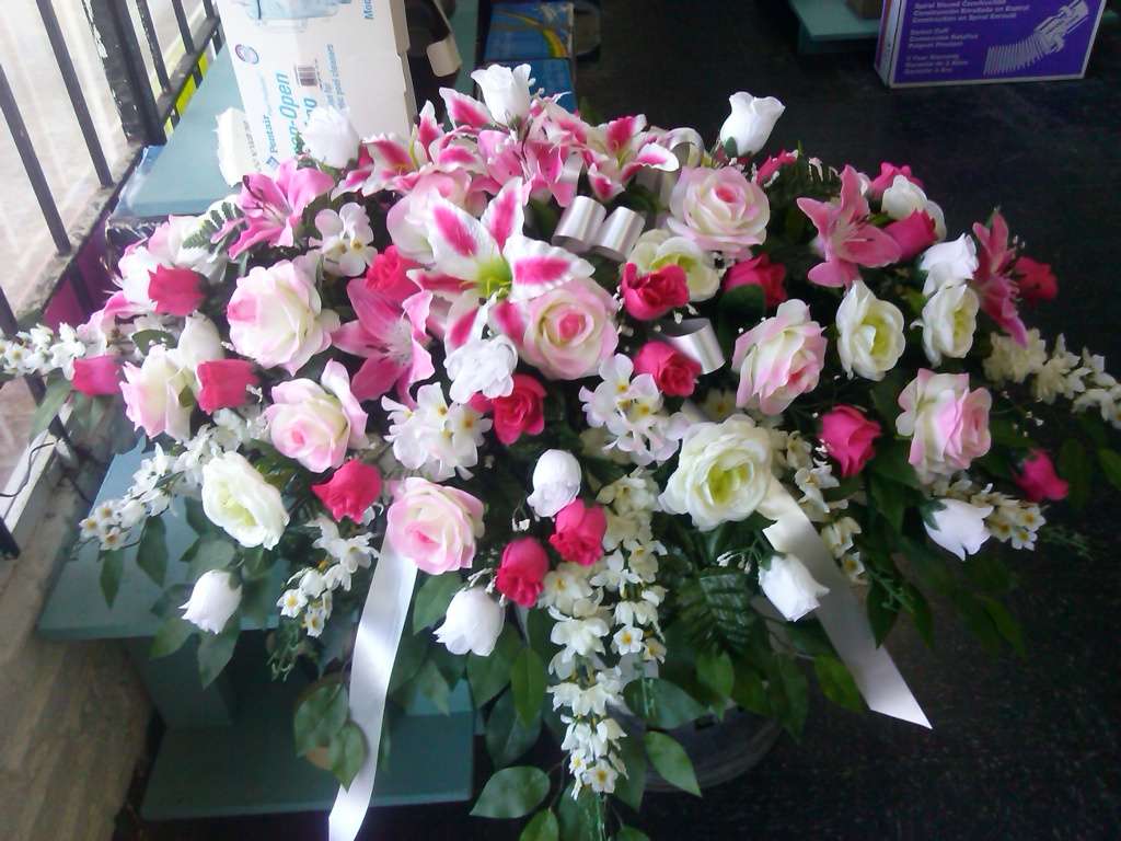 Dianes Floral Designs | 107 Lancaster St, Chester, SC 29706, USA | Phone: (803) 581-0440