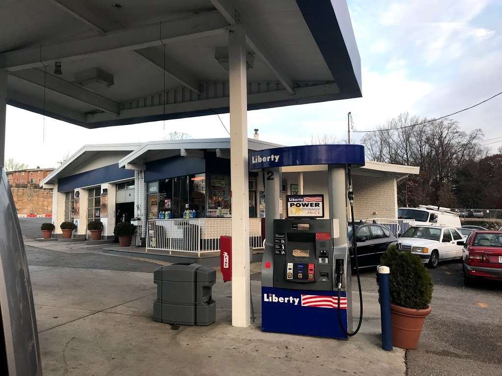 Liberty Gas & Ahmed’s George Mason Auto Service (Columbia Pike@G | 4211 Columbia Pike, Arlington, VA 22204 | Phone: (703) 892-0510