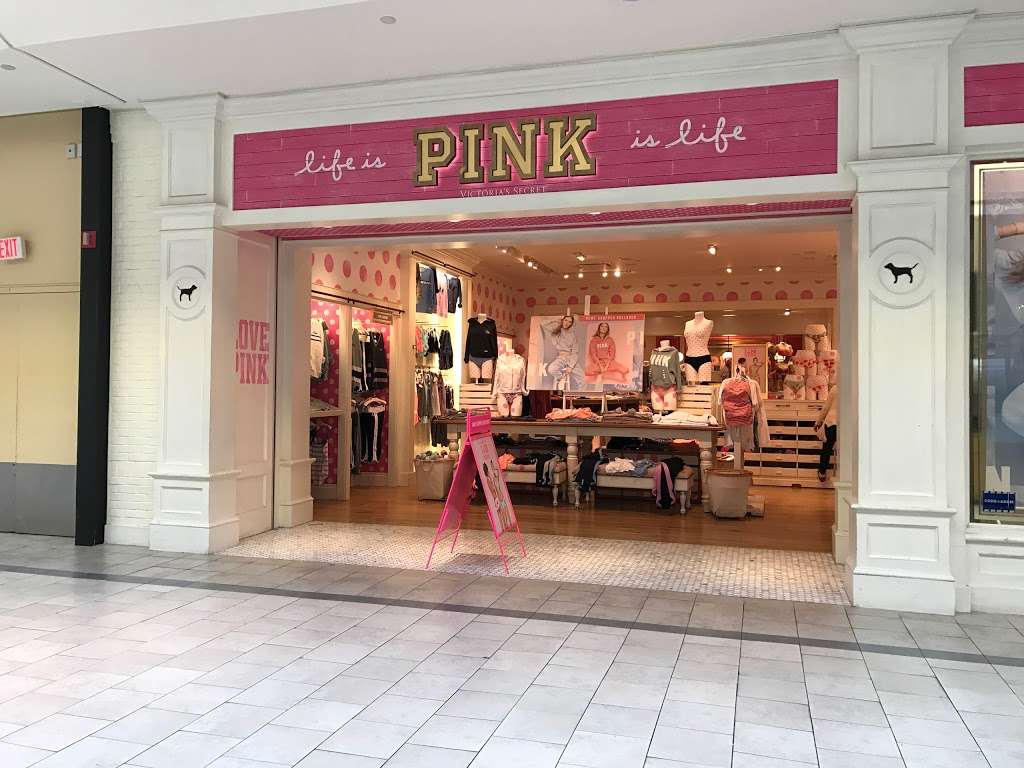 Victorias Secret | 112 Eisenhower Pkwy #1060, Livingston, NJ 07039, USA | Phone: (973) 992-1650