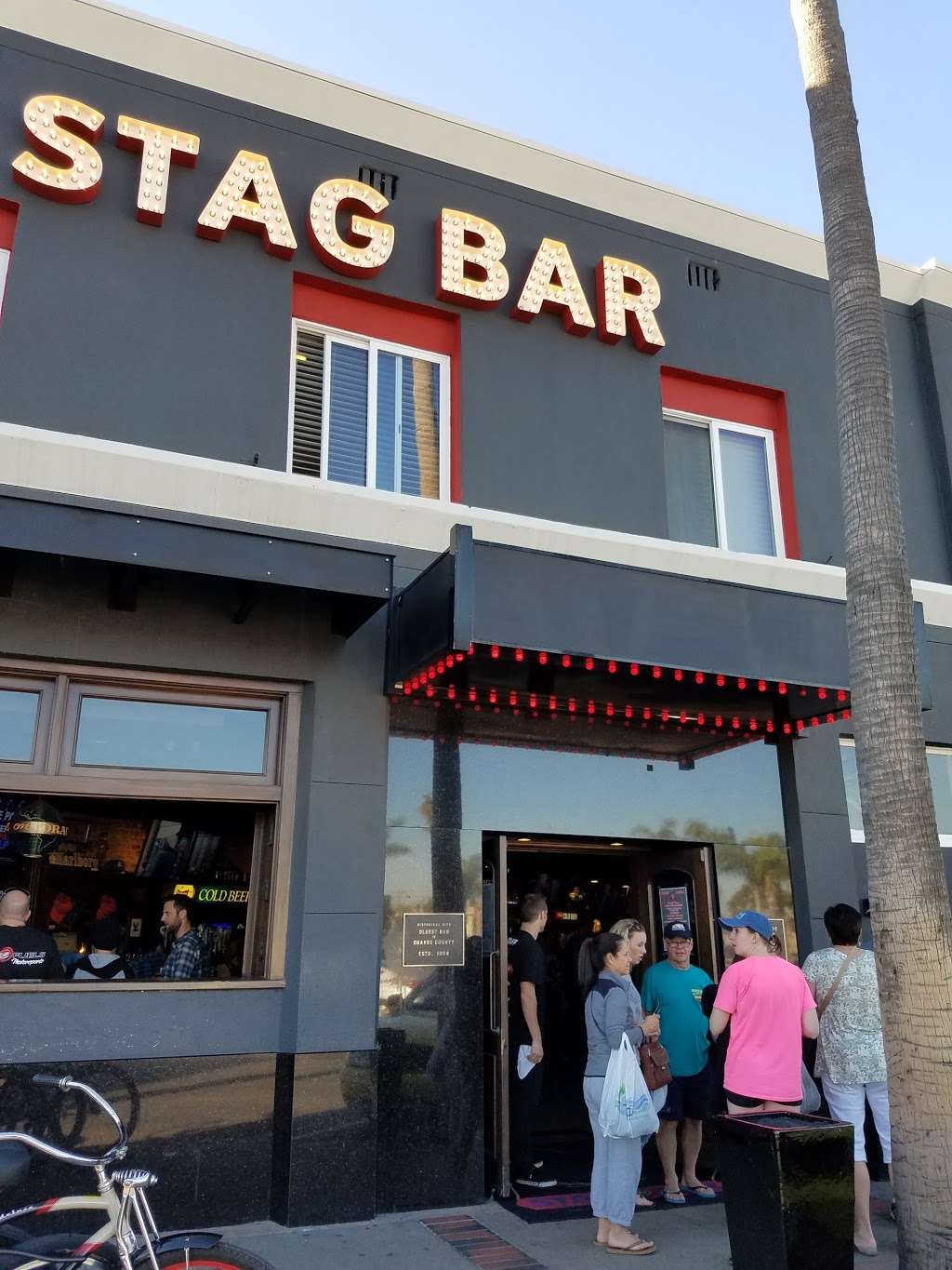 Stag Bar + Kitchen | 121 Mc Fadden Pl, Newport Beach, CA 92663, USA | Phone: (949) 673-4470