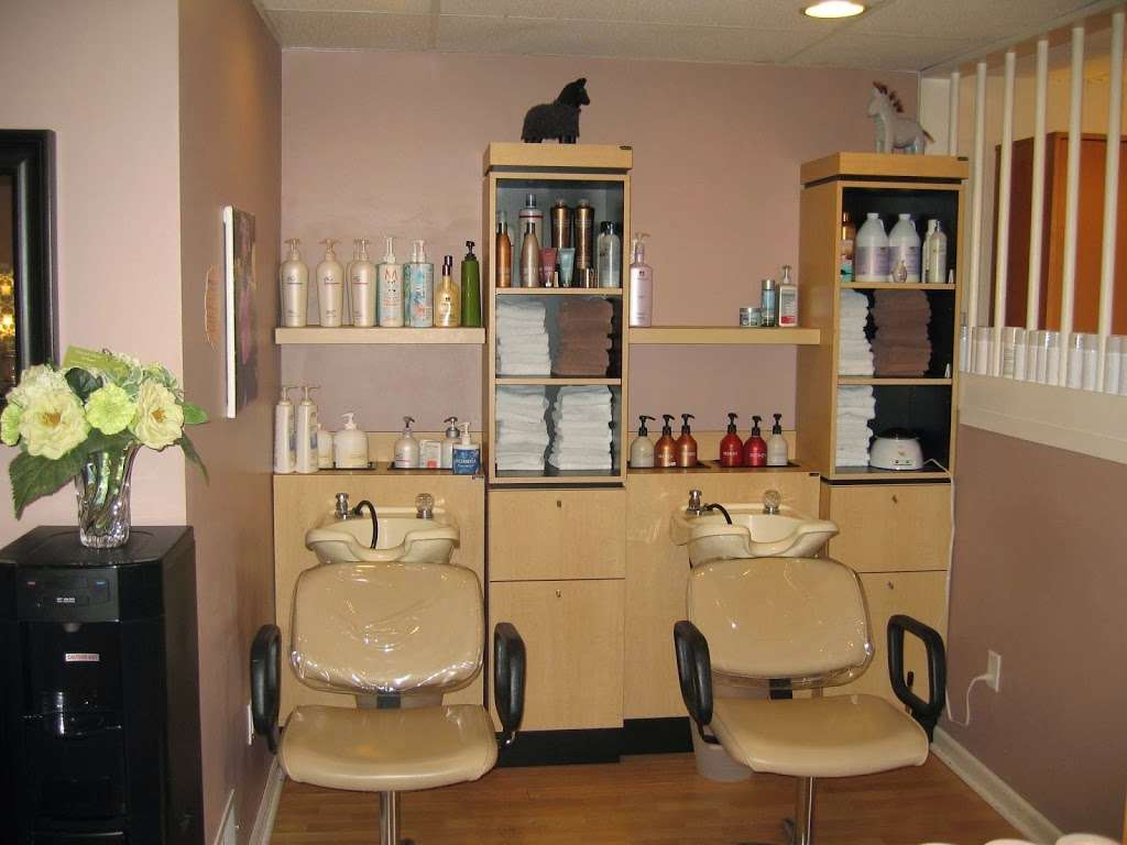 Firefly Salon | 918 Chesapeake Ave, Annapolis, MD 21403 | Phone: (410) 268-1666