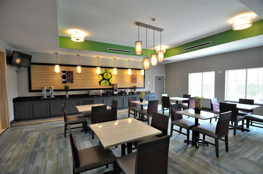 La Quinta Inn & Suites by Wyndham Brookshire | 721 Farm to Market 1489, Brookshire, TX 77423, USA | Phone: (281) 375-8888