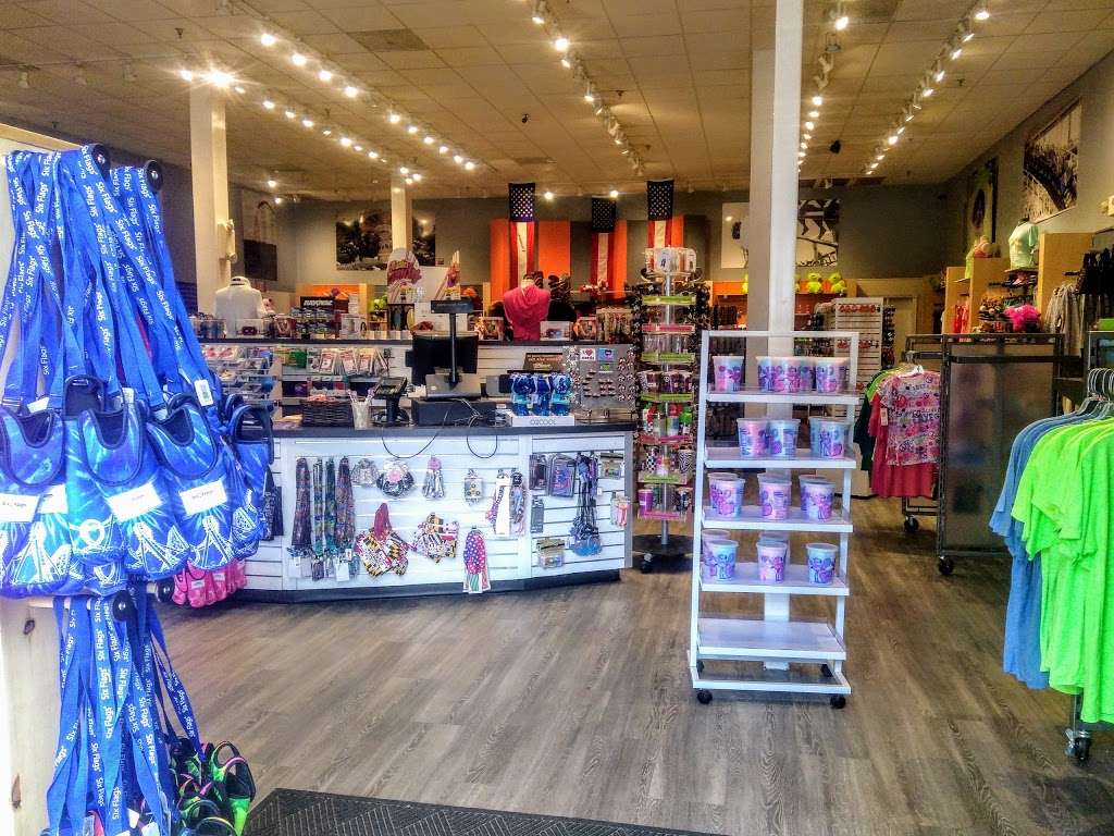 Flags Emporium | 13710 Central Ave, Upper Marlboro, MD 20774