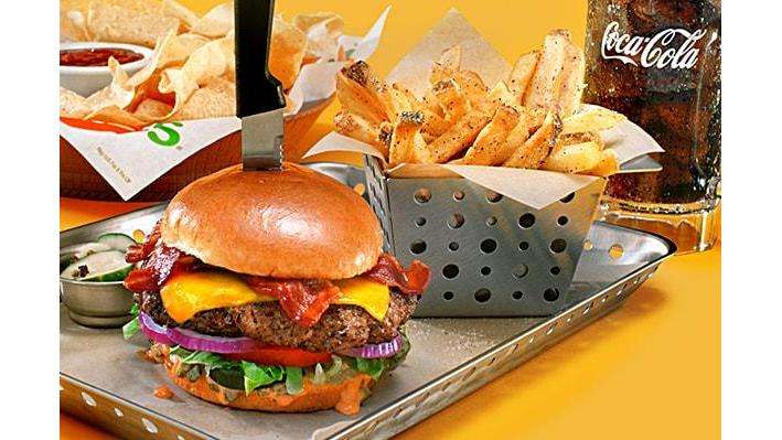 Chilis Grill & Bar | 491 N Randall Rd, Batavia, IL 60510, USA | Phone: (630) 761-4479