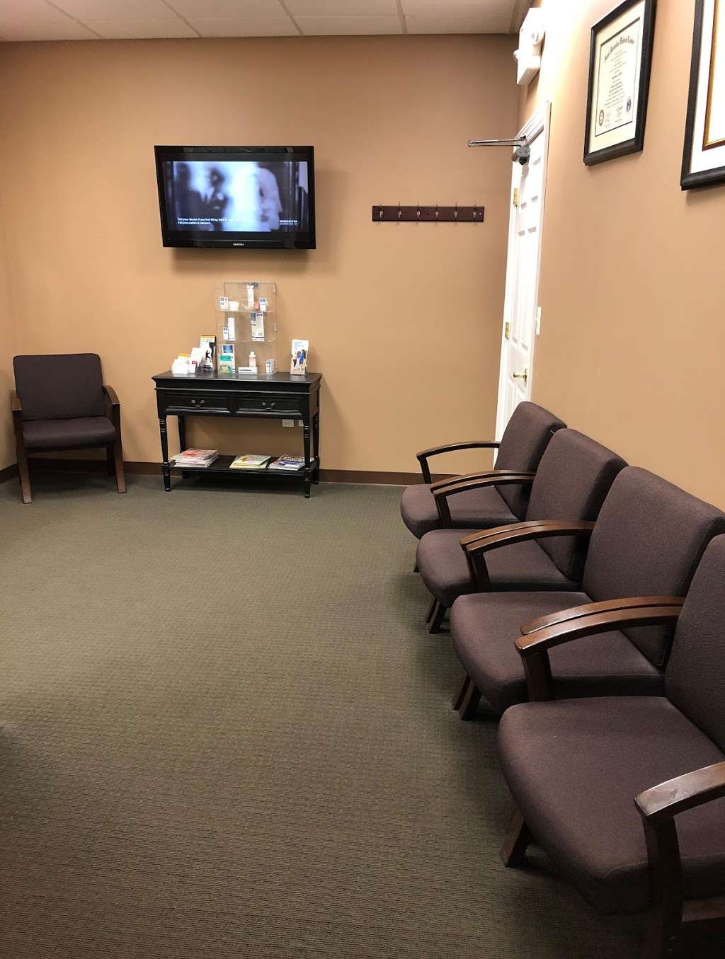 Garden State Foot & Ankle Center: Scott Shrem, DPM | 226 Middle Rd #7, Hazlet, NJ 07730, USA | Phone: (732) 264-3668