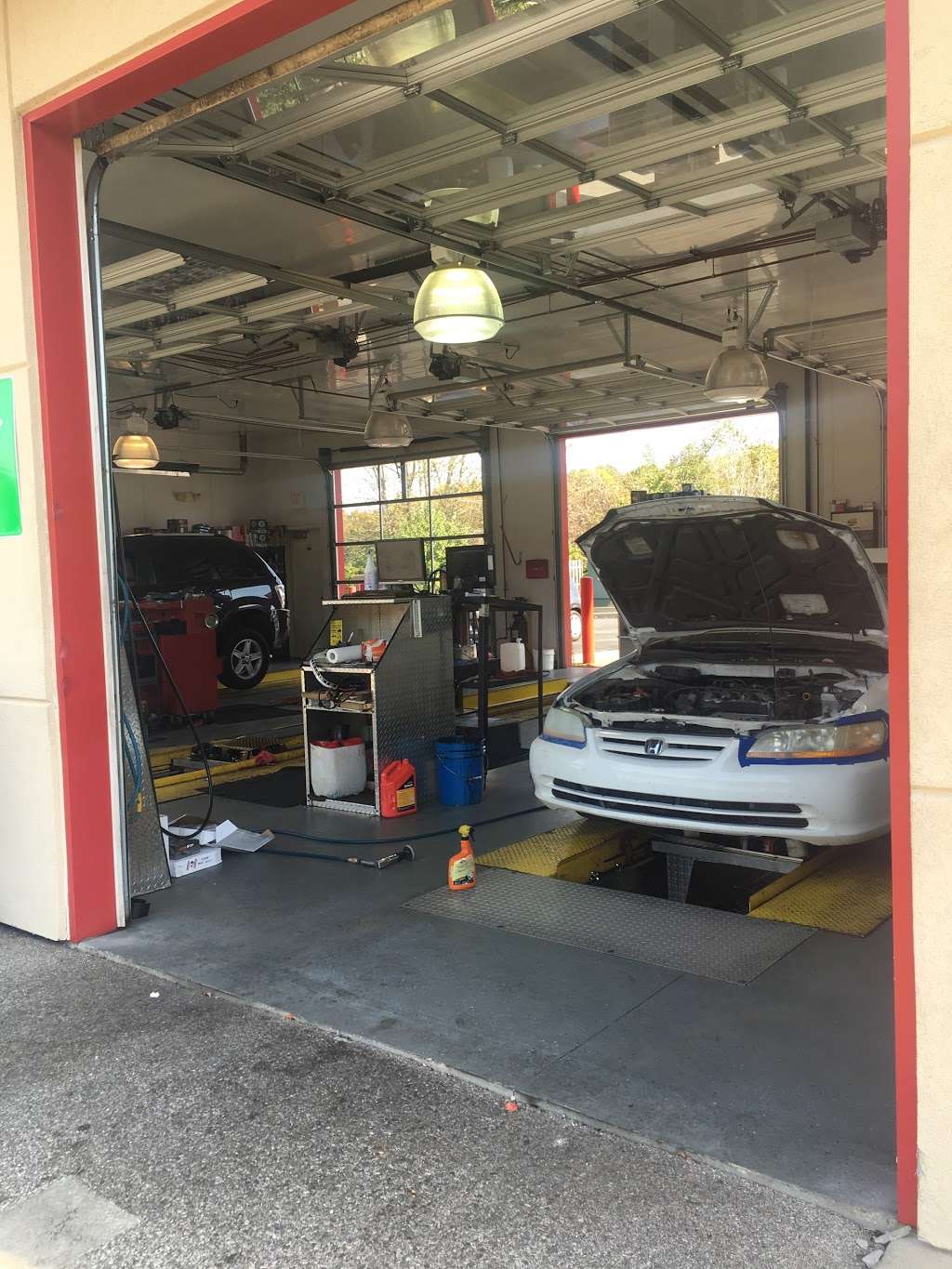 Liberty Lube & Car Care | 1357 Liberty Dr, Bloomington, IN 47403 | Phone: (812) 332-5823