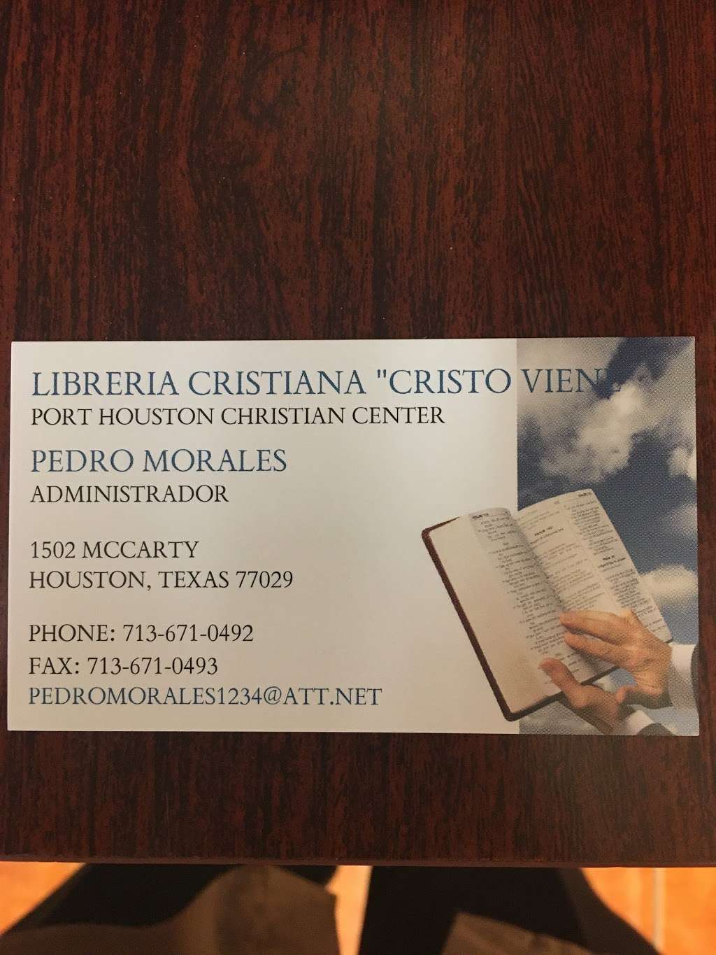 Libreria Cristiana Biblias Y Regalos | 1502 McCarty St, Houston, TX 77029, USA | Phone: (713) 671-0492
