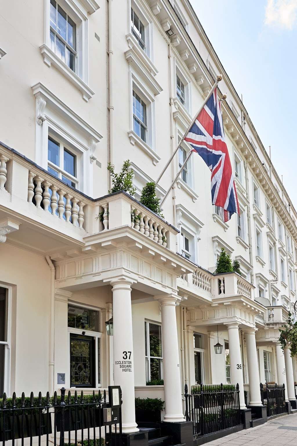 Eccleston Square Hotel | 37 Eccleston Square, Pimlico, London SW1V 1PB, UK | Phone: 020 3281 8918