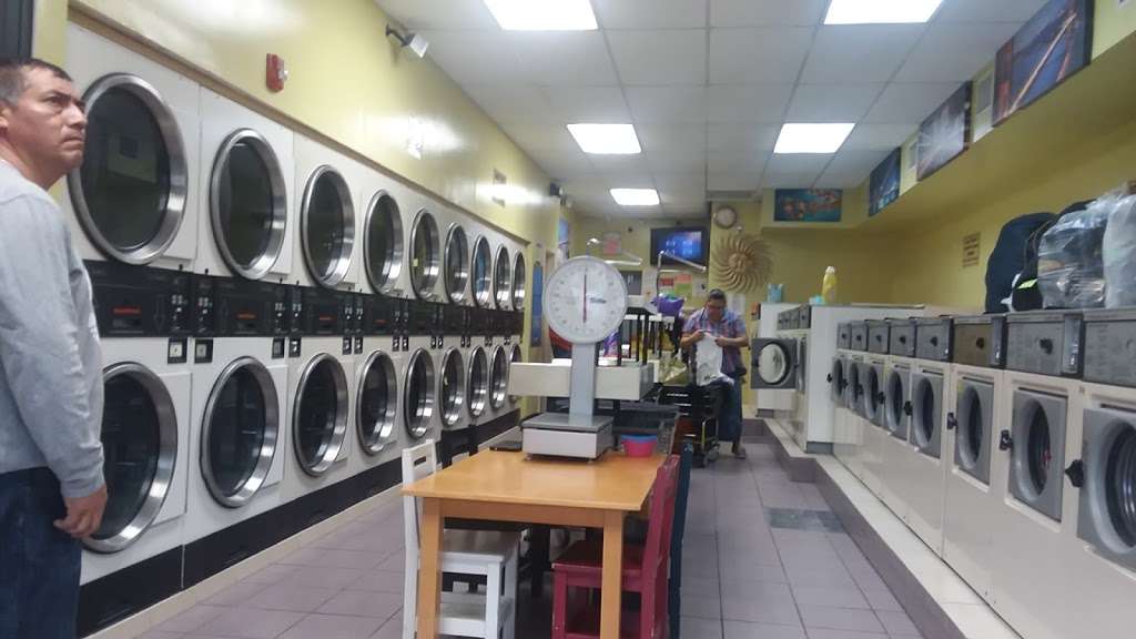 Joys Laundromat | 601 Valley St, City of Orange, NJ 07050, USA | Phone: (862) 520-4109