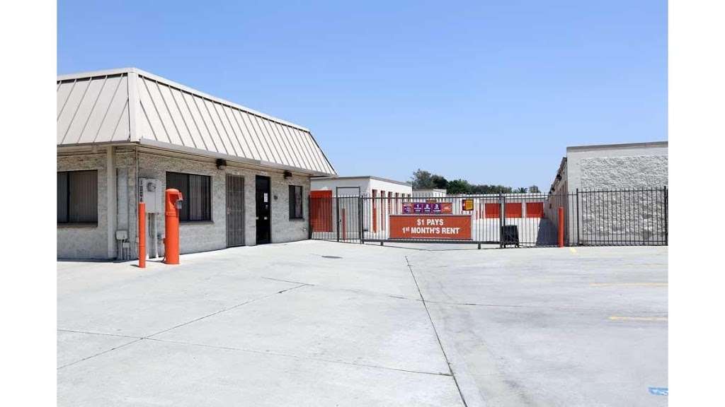 Public Storage | 10047 Linden Ave, Bloomington, CA 92316, USA | Phone: (909) 961-8070