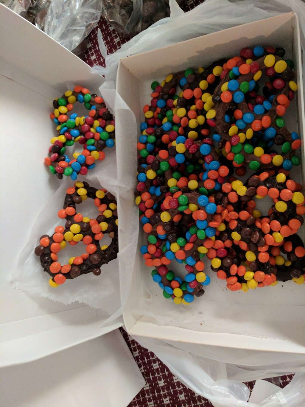 Port Clinton Peanut Shop | 231 Center St, Port Clinton, PA 19549, USA | Phone: (610) 562-0610
