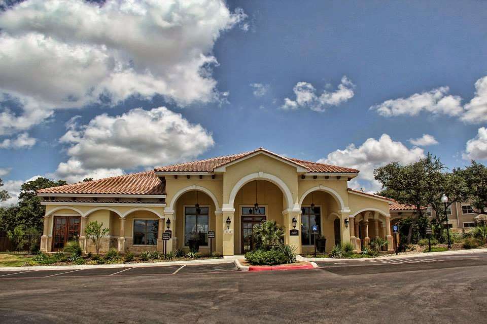 Pecan Springs Apartments | 5511 Pecan Springs Rd, San Antonio, TX 78249, USA | Phone: (210) 693-0896