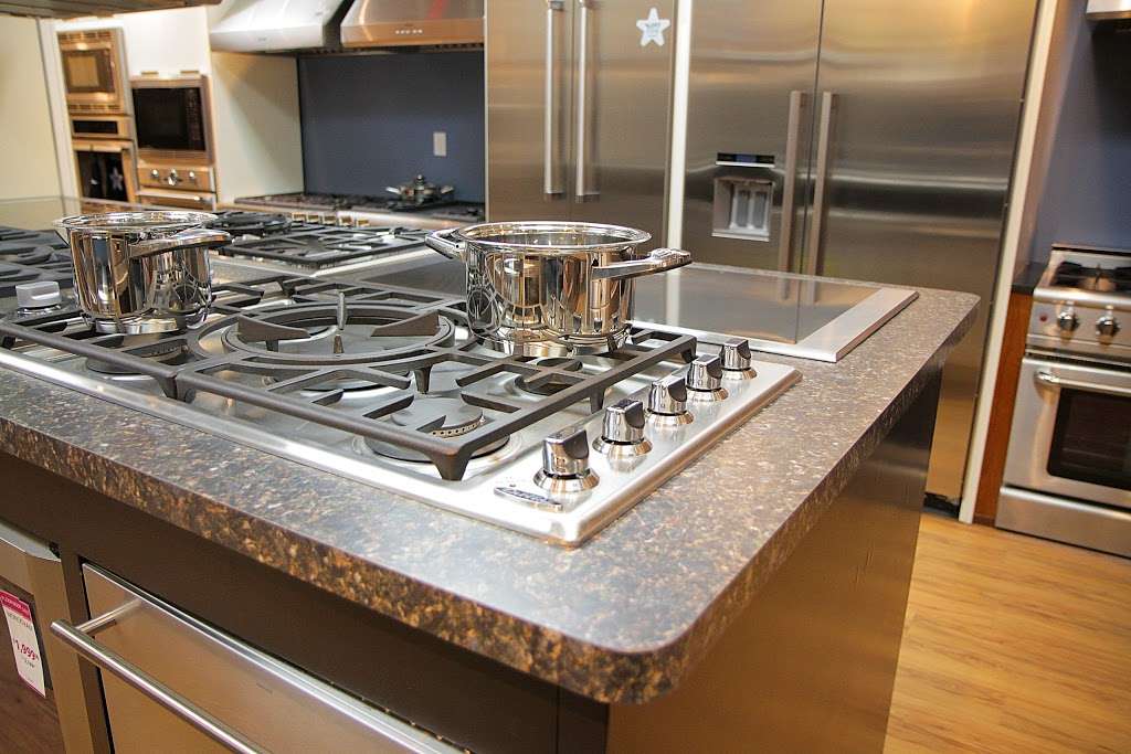 Lockless Appliance Rentals For Sale photo