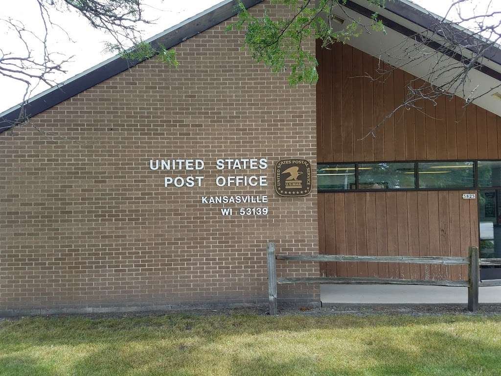 United States Postal Service | 3825 S Beaumont Ave, Kansasville, WI 53139, USA | Phone: (800) 275-8777