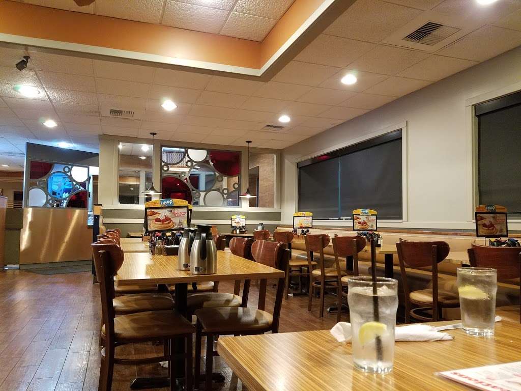 IHOP | 4422 Ontario Mills Pkwy, Ontario, CA 91764, USA | Phone: (909) 980-8650