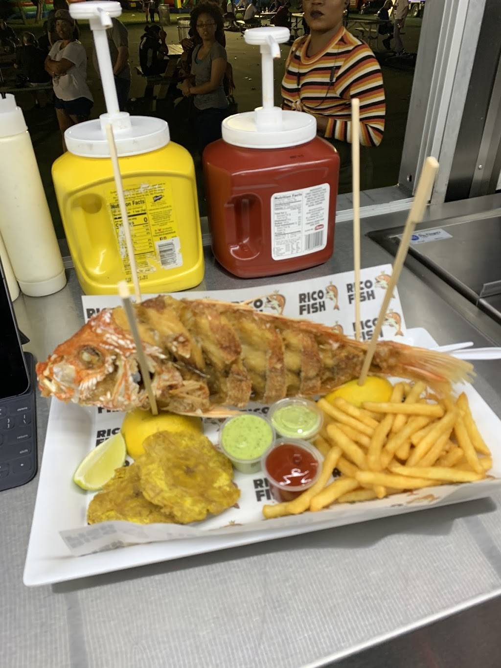 Rico Fish USA Food Truck | 10800 Collins Ave, Miami Beach, FL 33154, USA | Phone: (786) 334-2697