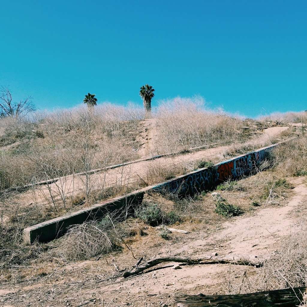 Bolsa Chica Wetlands Brightwater Trailhead | Huntington Beach, CA 92649, USA | Phone: (714) 846-1114