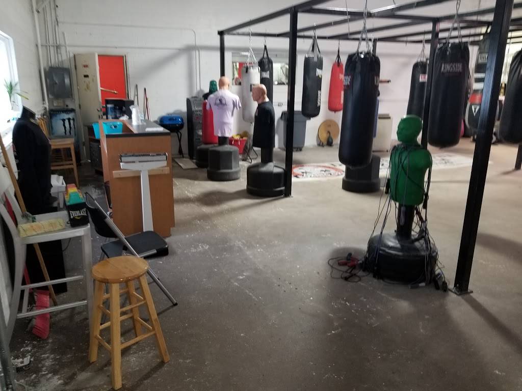 Dallas Midtown Boxing Gym And Fitnes | 4431 Lawnview Ave, Dallas, TX 75227, USA | Phone: (469) 316-5238
