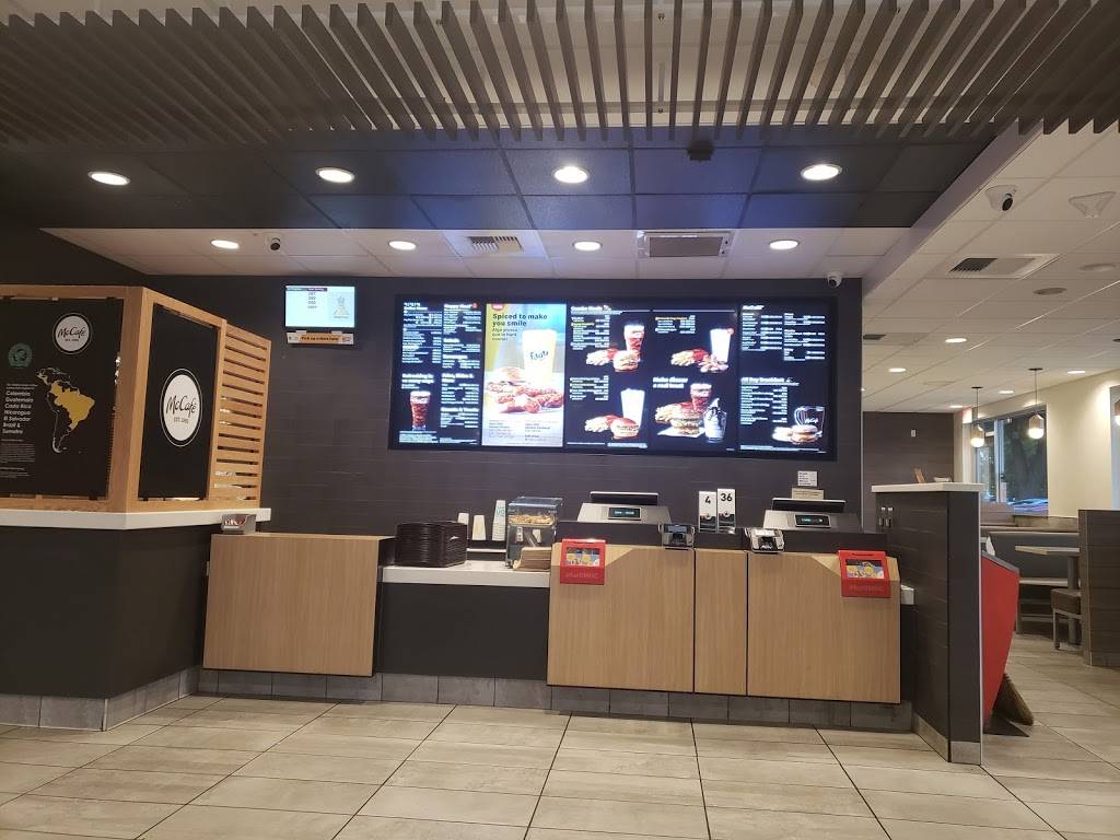 McDonalds | 841 E Kettleman Ln, Lodi, CA 95240, USA | Phone: (209) 367-0640