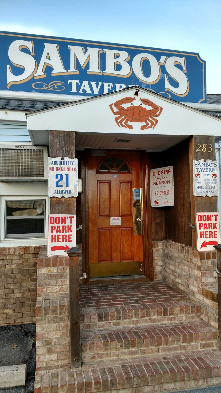 Sambos Tavern | 283 Front St, Leipsic, DE 19901 | Phone: (302) 674-9724