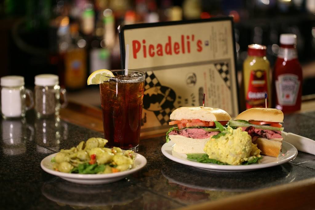Picadelis Pub-In-Deli | 1600 Matthews-Mint Hill Rd A, Matthews, NC 28105, USA | Phone: (704) 841-1918
