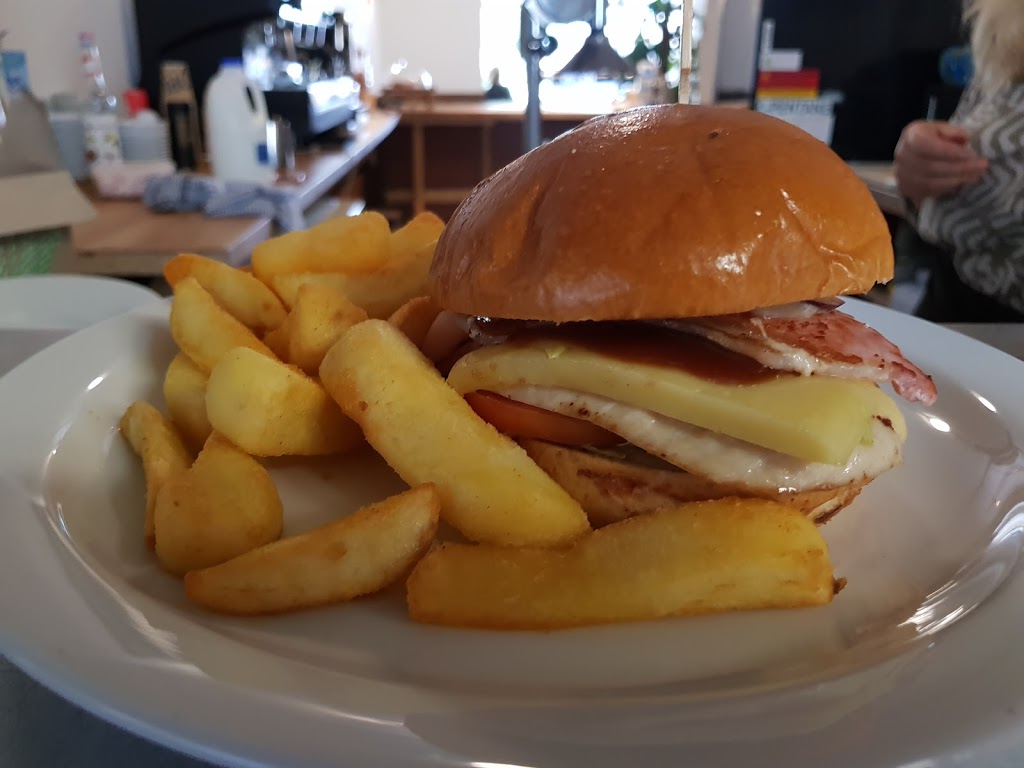 The Cafe | 215 Twickenham Rd, Isleworth TW7 6AA, UK | Phone: 020 8568 7500