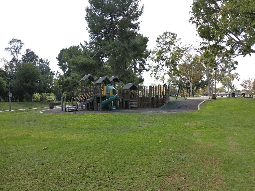 Acacia Park | Fullerton, CA 92831, USA | Phone: (714) 738-6575