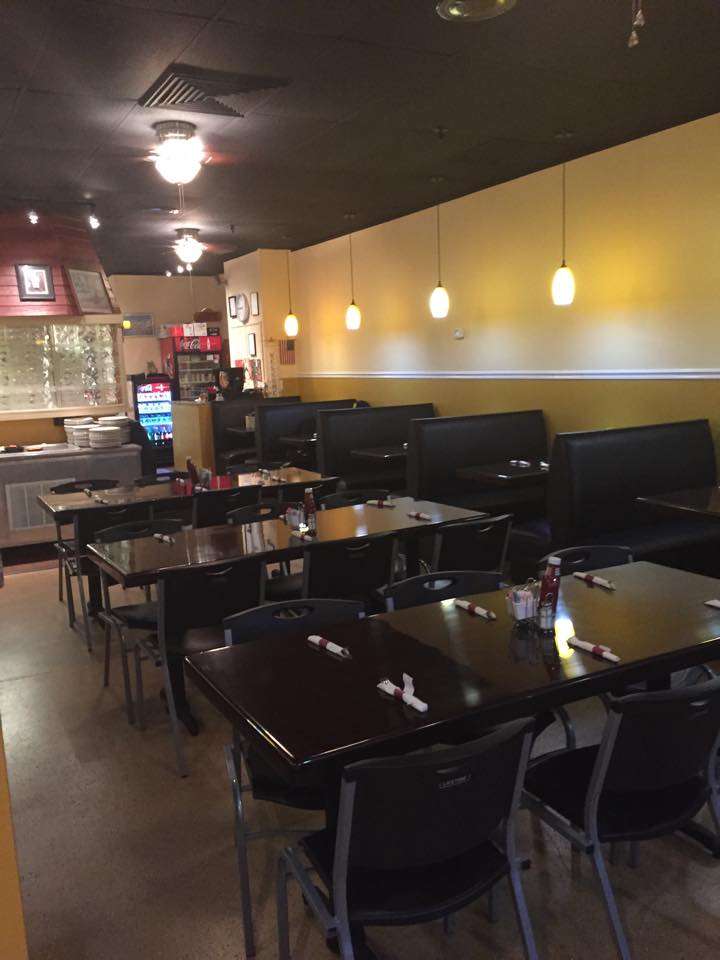 Lake Ridge Pizzeria | 2229 Old Bridge Rd, Woodbridge, VA 22192 | Phone: (703) 494-2134