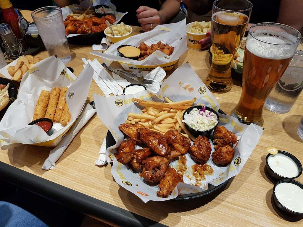 Buffalo Wild Wings | 3663 S Las Vegas Blvd Ste 600, Las Vegas, NV 89109 | Phone: (702) 734-0096