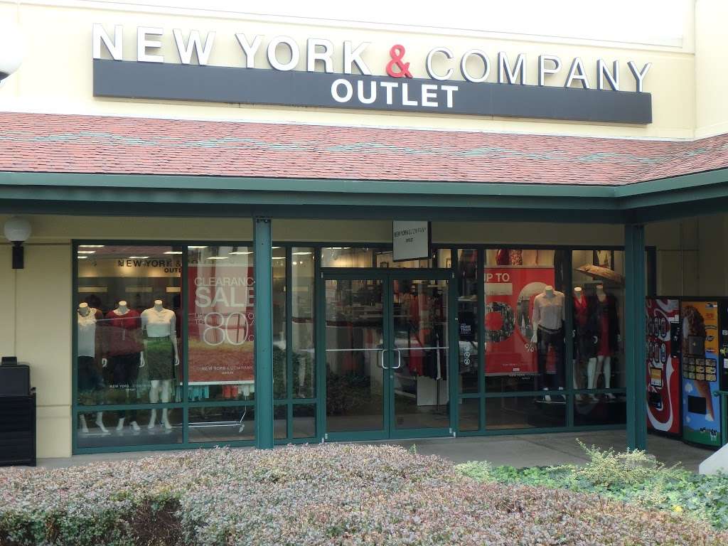 New York & Company Outlet | 495 Premium Outlets Blvd #505, Hagerstown, MD 21740 | Phone: (301) 739-4674