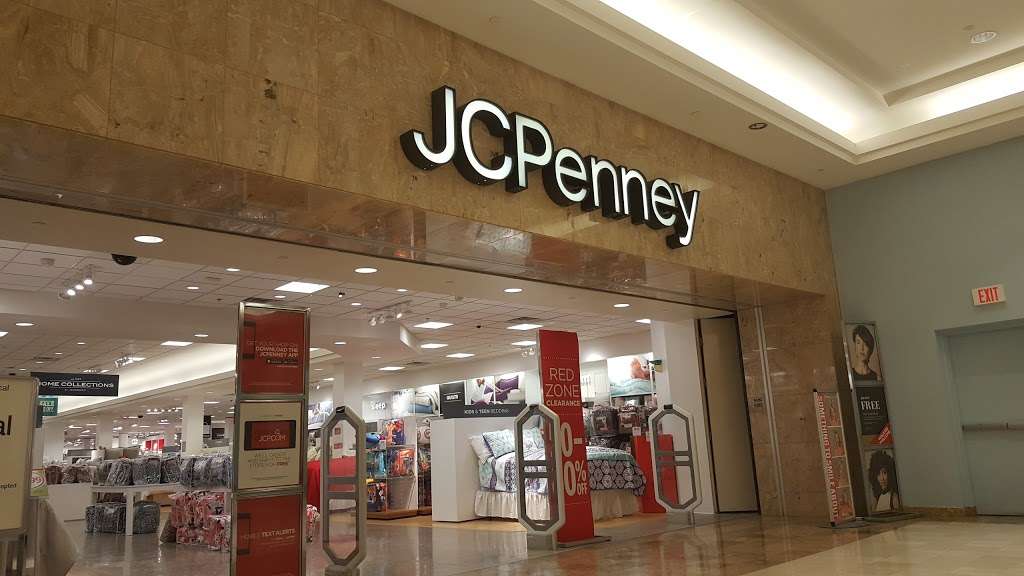 JCPenney | 4 Hawthorn Center, Vernon Hills, IL 60061, USA | Phone: (847) 549-0788