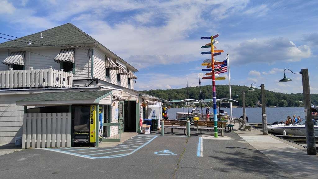 Main Lake Market | 1604, 234 S New Jersey Ave, Lake Hopatcong, NJ 07849, USA | Phone: (973) 663-0544