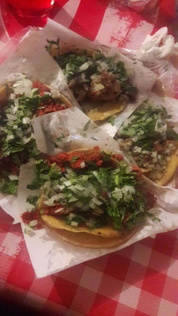 Tacos El Alteño | 22637, Elvita 3, Jardines del Rubi, 22637 Tijuana, B.C., Mexico | Phone: 664 509 8713