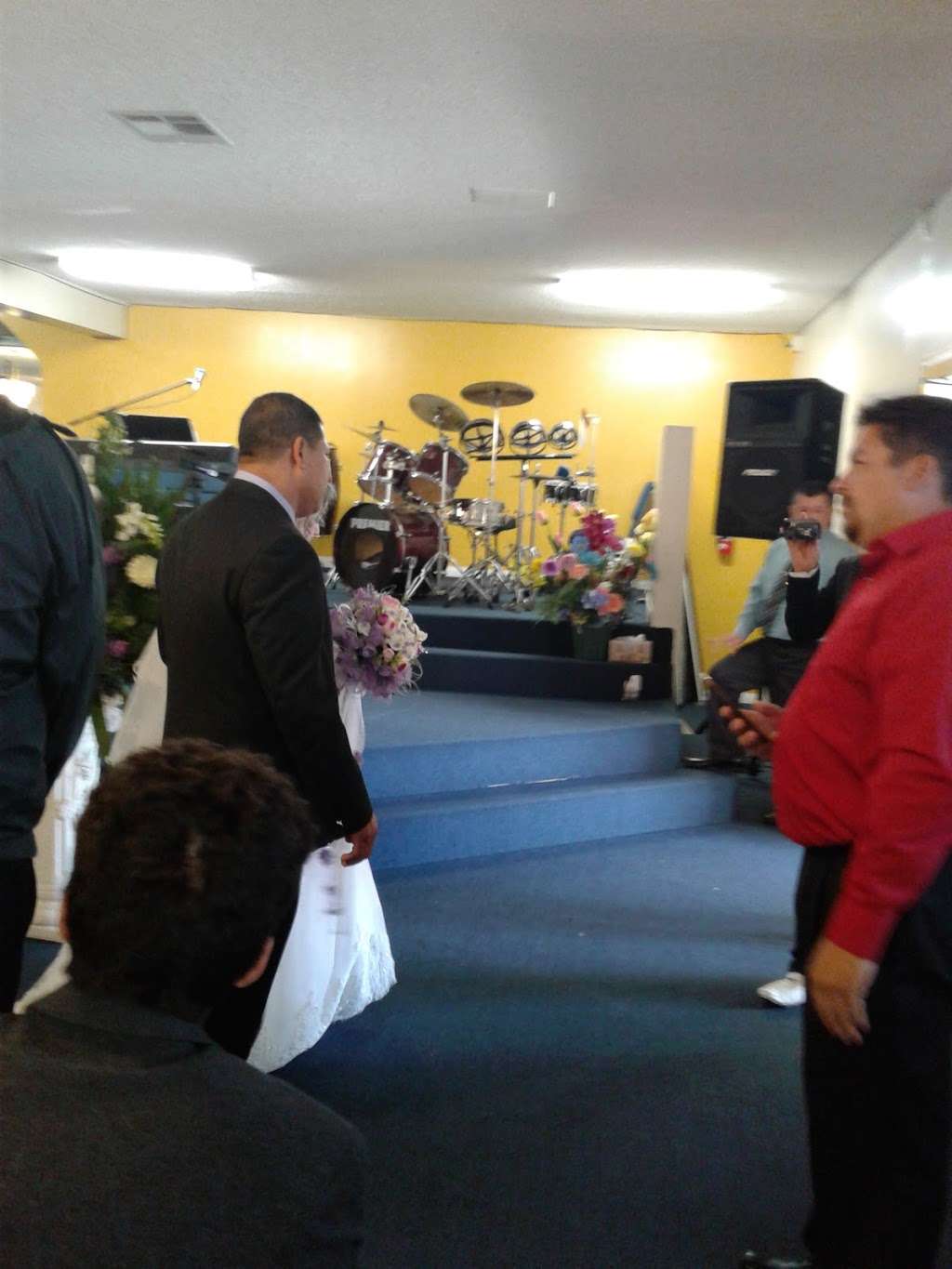 Iglesia Aposento Alto | 600 Rosecrans Ave, Compton, CA 90222, USA