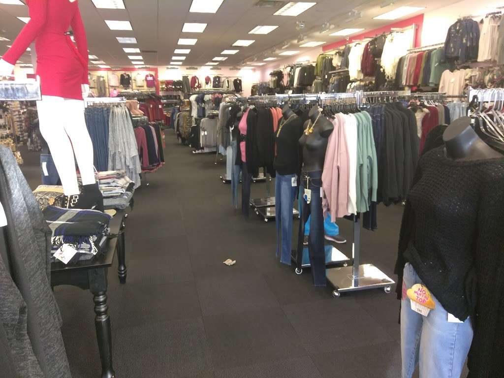 lee jeans store near me