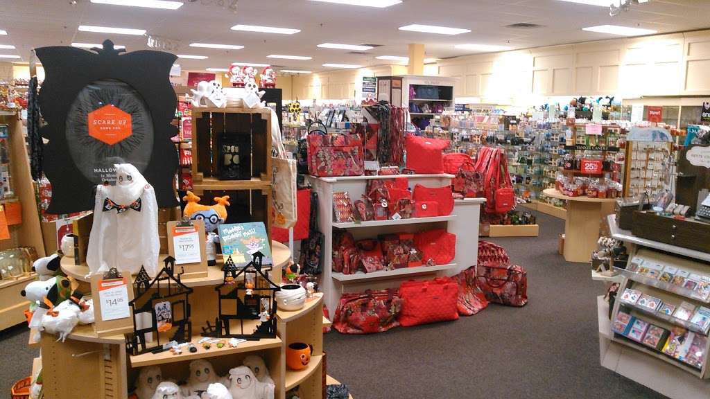 Michelles Hallmark Shop | 3165 Cape Horn Rd, Red Lion, PA 17356, USA | Phone: (717) 246-2950