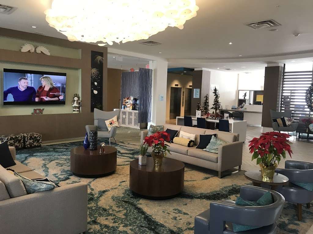 Holiday Inn Express & Suites Orlando at SeaWorld | Bay Lake, FL 32821