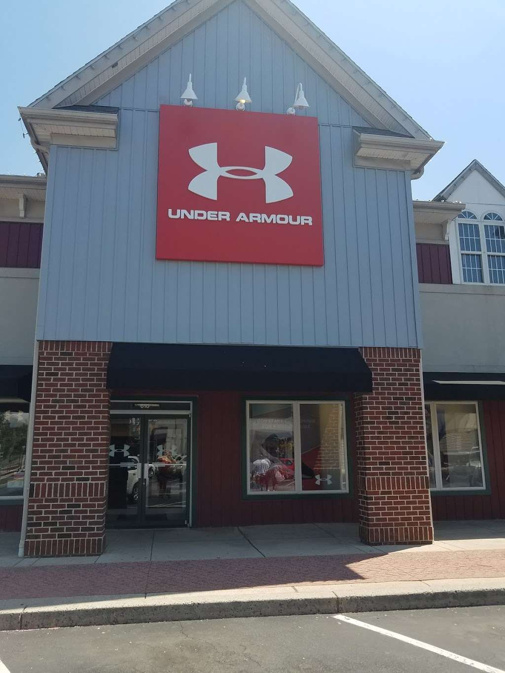 Under Armour Factory House | 1863 Gettysburg Village Dr #820, Gettysburg, PA 17325 | Phone: (717) 334-3649