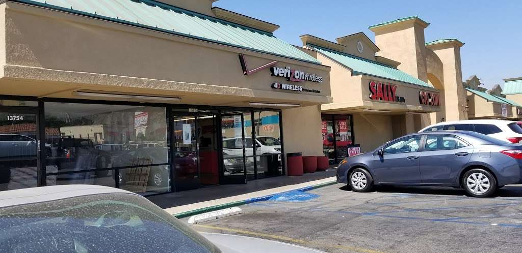 Sylmar Square Shopping Center | Sylmar, CA 91342, USA | Phone: (818) 367-1849