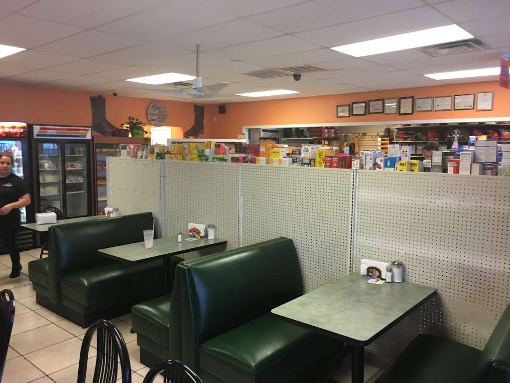 Tienda y Restaurant Lilis | 417 S Belt Line Rd, Grand Prairie, TX 75051 | Phone: (972) 642-1113