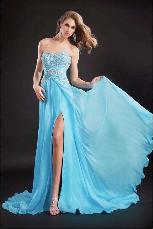 The Dress Collection | 2127 US-1, Jupiter, FL 33477, USA | Phone: (561) 529-2379