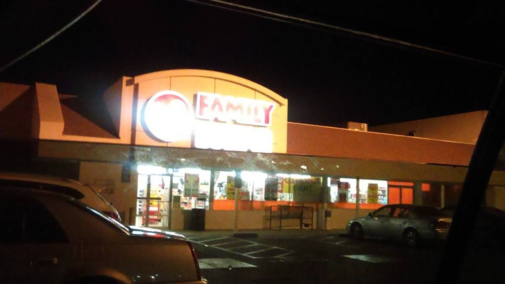 Family Dollar | 4027 N Marks Ave, Fresno, CA 93722, USA | Phone: (559) 244-0935