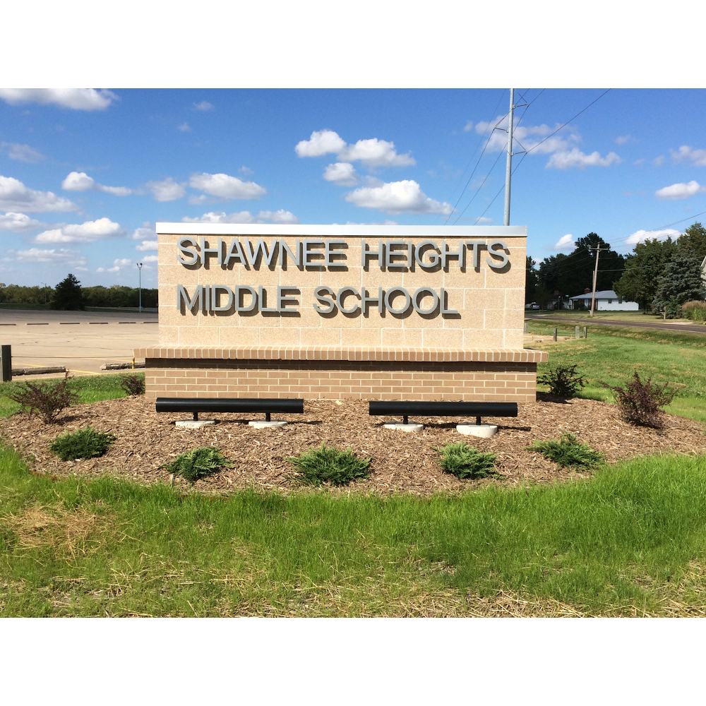 Shawnee Heights Middle School | 4335 SE Shawnee Heights Rd, Tecumseh, KS 66542, USA | Phone: (785) 379-5830