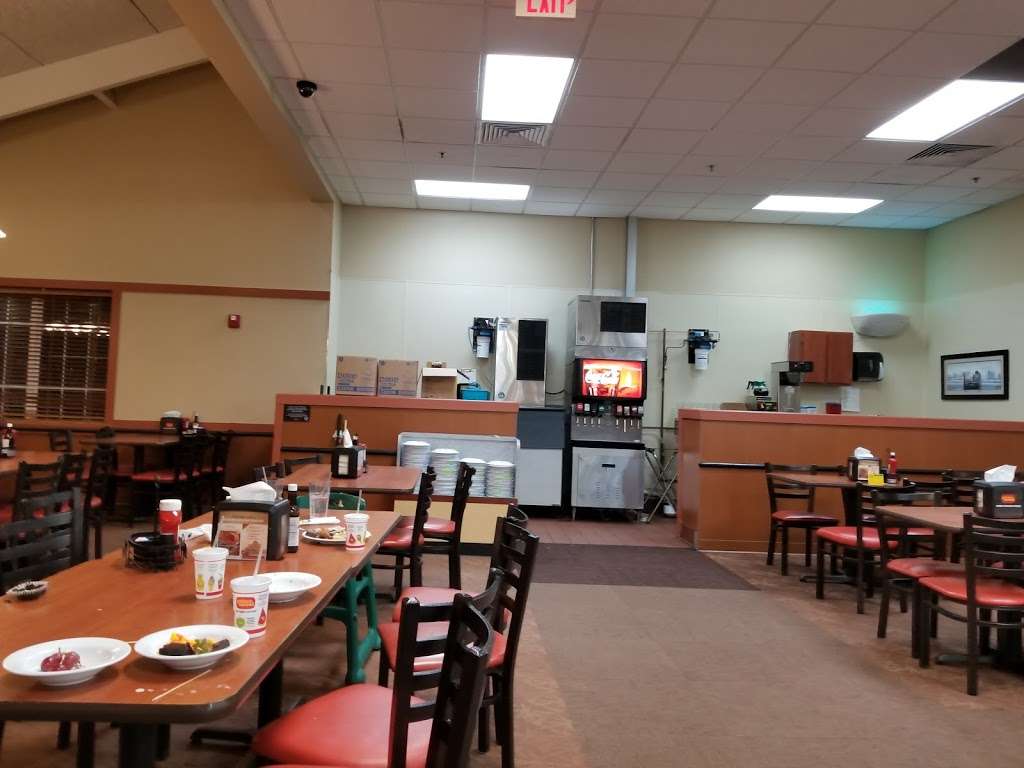 Golden Corral Buffet and Grill | 1455 N Dilleys Rd, Gurnee, IL 60031, USA | Phone: (847) 249-8600