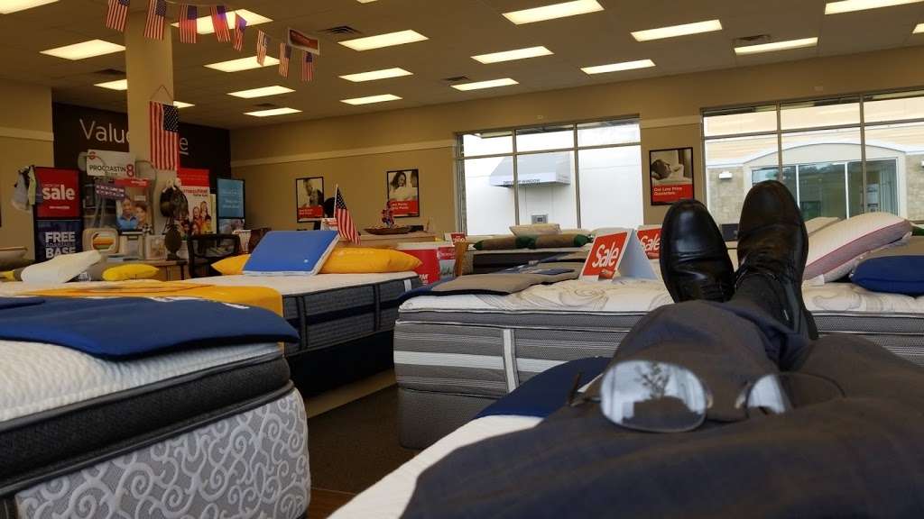 Mattress Firm Wildwood | 4681 E, FL-44, Wildwood, FL 34785, USA | Phone: (352) 330-0644