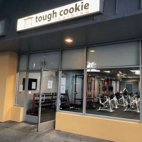 Tough Cookie Training | 1518 W Magnolia Blvd, Burbank, CA 91506, USA | Phone: (818) 371-3035